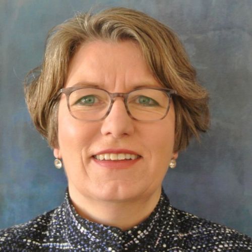 Claudia Benthien